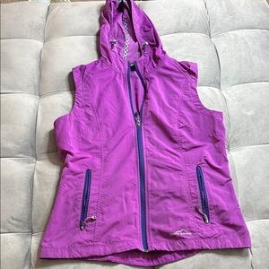 Eddie Bauer Vest with UV protection womens medium